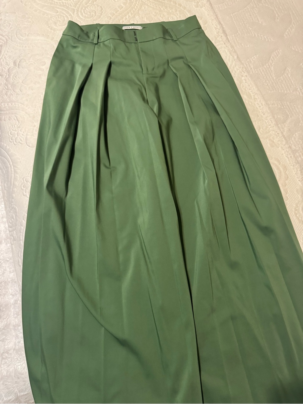 Alice + Olivia Olive Green Wide-Leg Pleated Pants